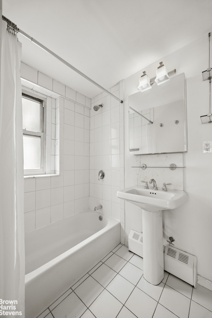 16 West 16th Street 5NS Flatiron District New York NY 10011