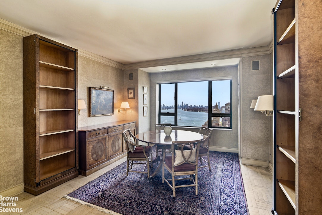 425 East 58th Street 35E Sutton Place New York NY 10022