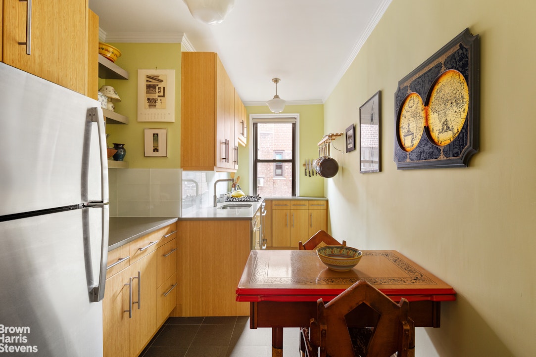 40 Prospect Park West 6E Park Slope Brooklyn NY 11215