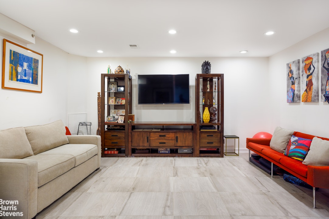 30 West 126th Street 1 West Harlem New York NY 10027