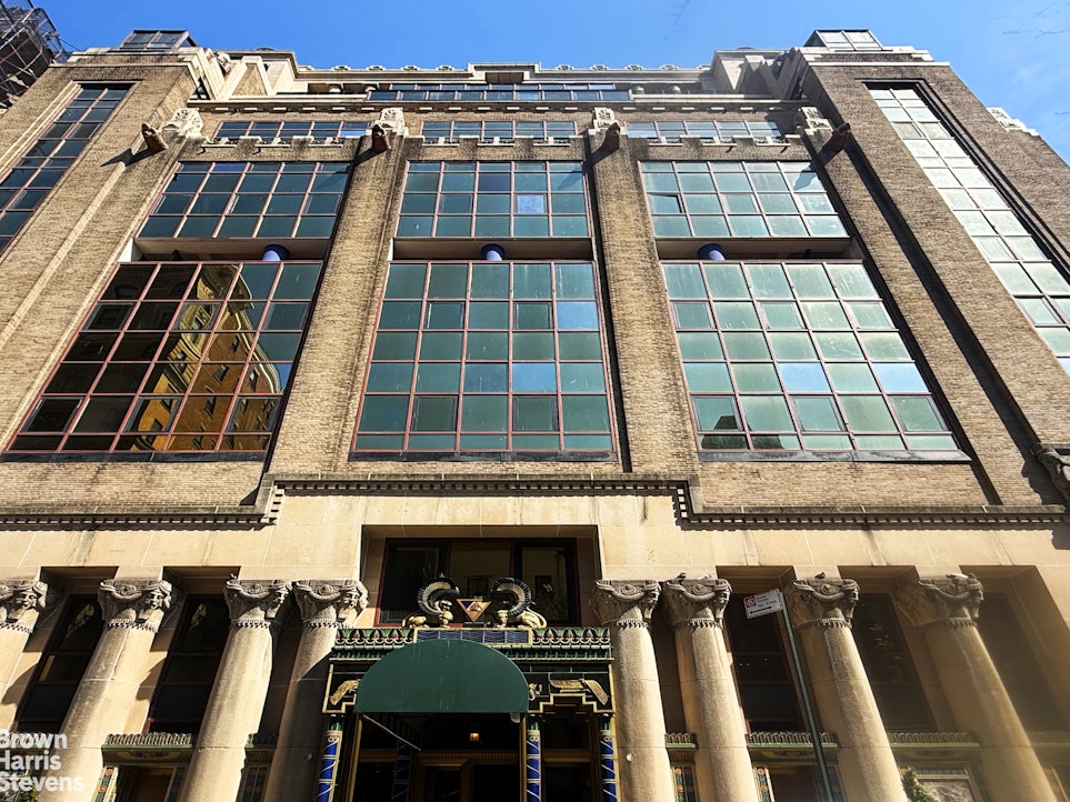 135 West 70th Street 2G Lincoln Square New York NY 10023