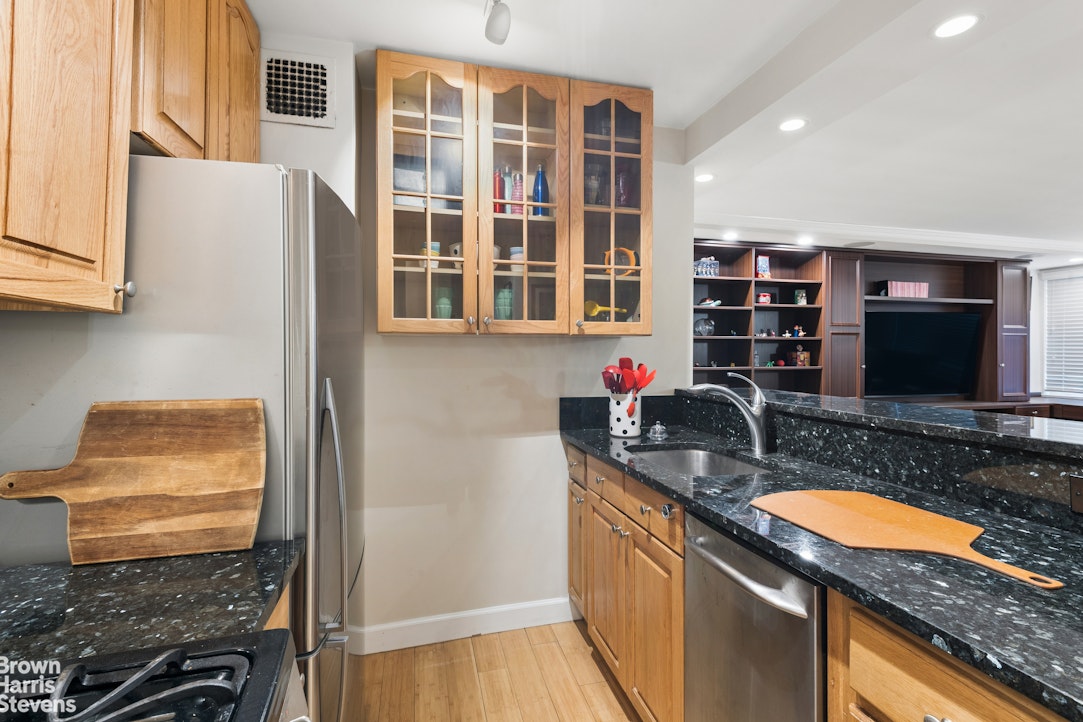 201 East 66th Street 4K Upper East Side New York NY 10065