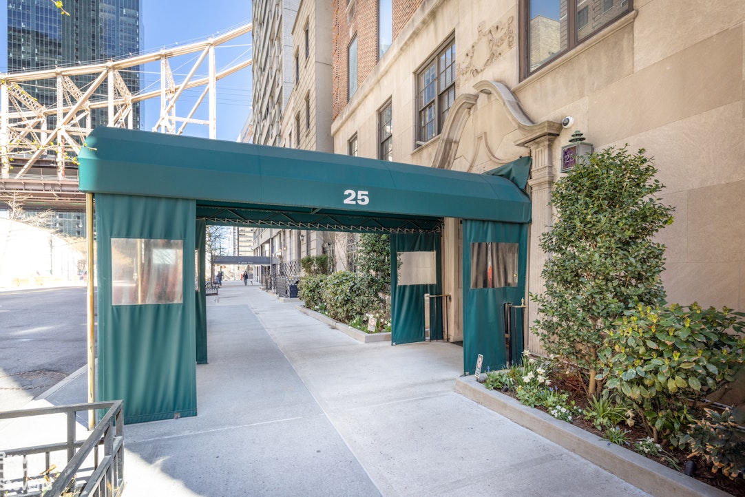 25 Sutton Place 6THFLR Sutton Place New York NY 10022