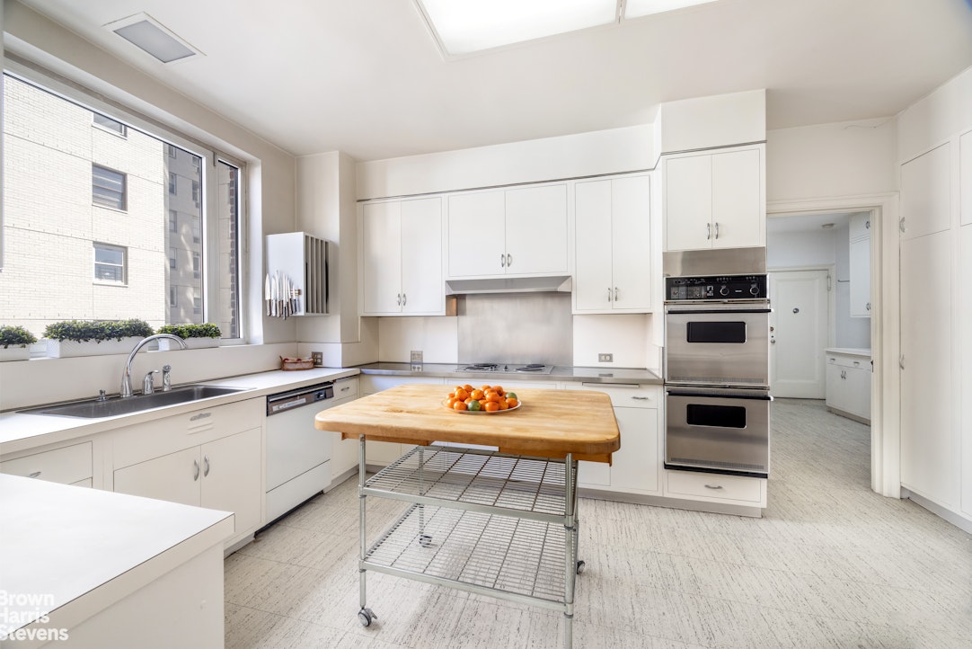 25 Sutton Place 6THFLR Sutton Place New York NY 10022