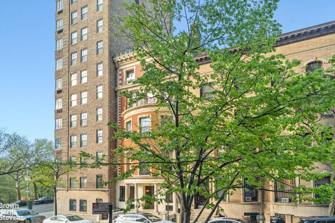 11 Riverside Drive 1DW Upper West Side New York NY 10023