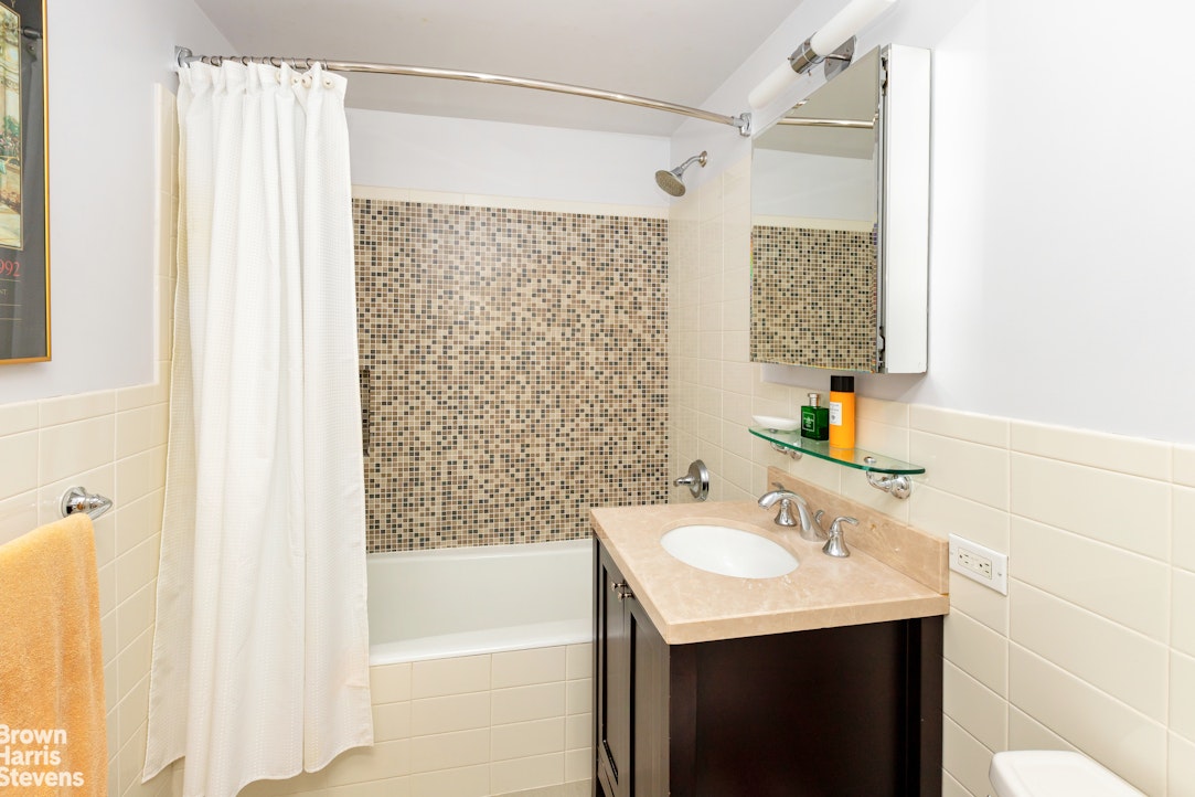 2 Beekman Place 1B Beekman Place New York NY 10022