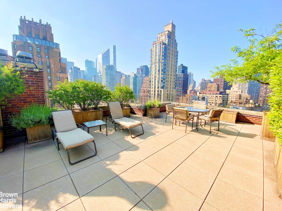 2 Beekman Place 1B Beekman Place New York NY 10022