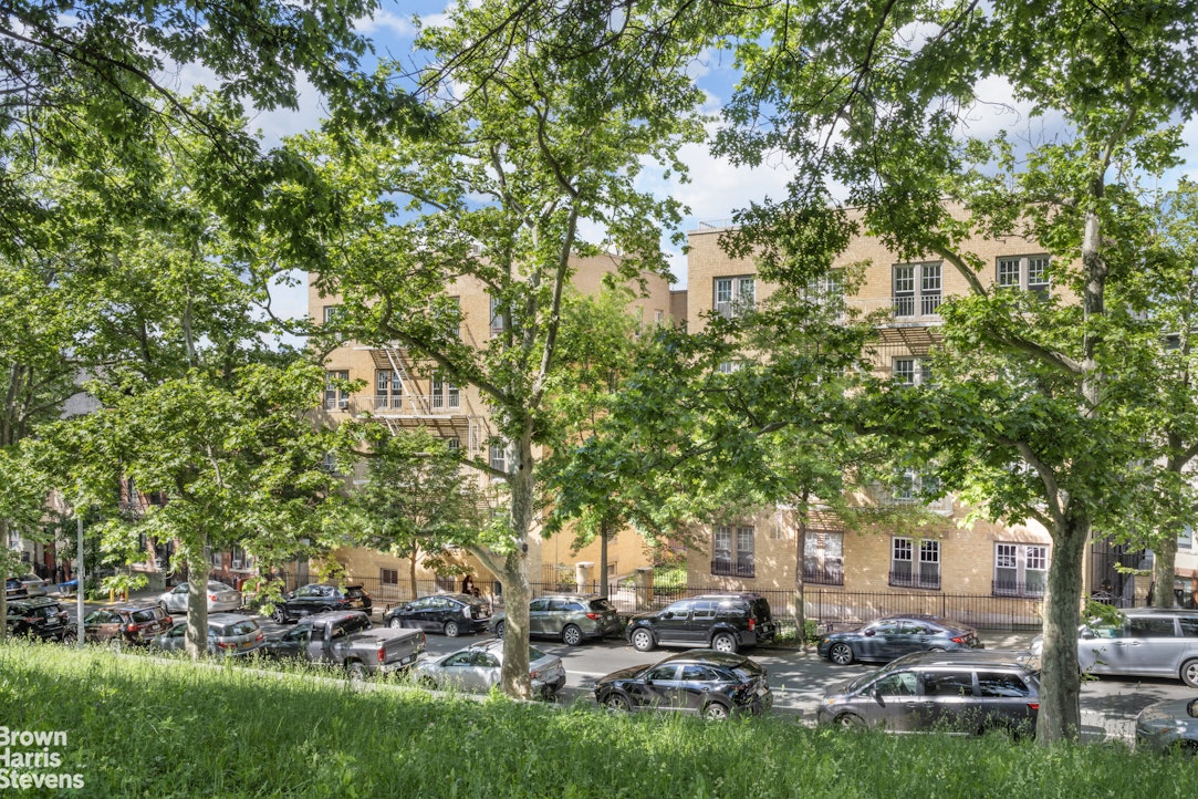 661 41st Street 4D Sunset Park Brooklyn NY 11232