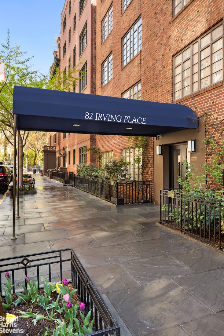 82 Irving Place 4C Gramercy Park New York NY 10003