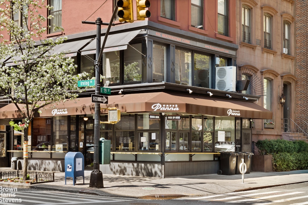 82 Irving Place 4C Gramercy Park New York NY 10003