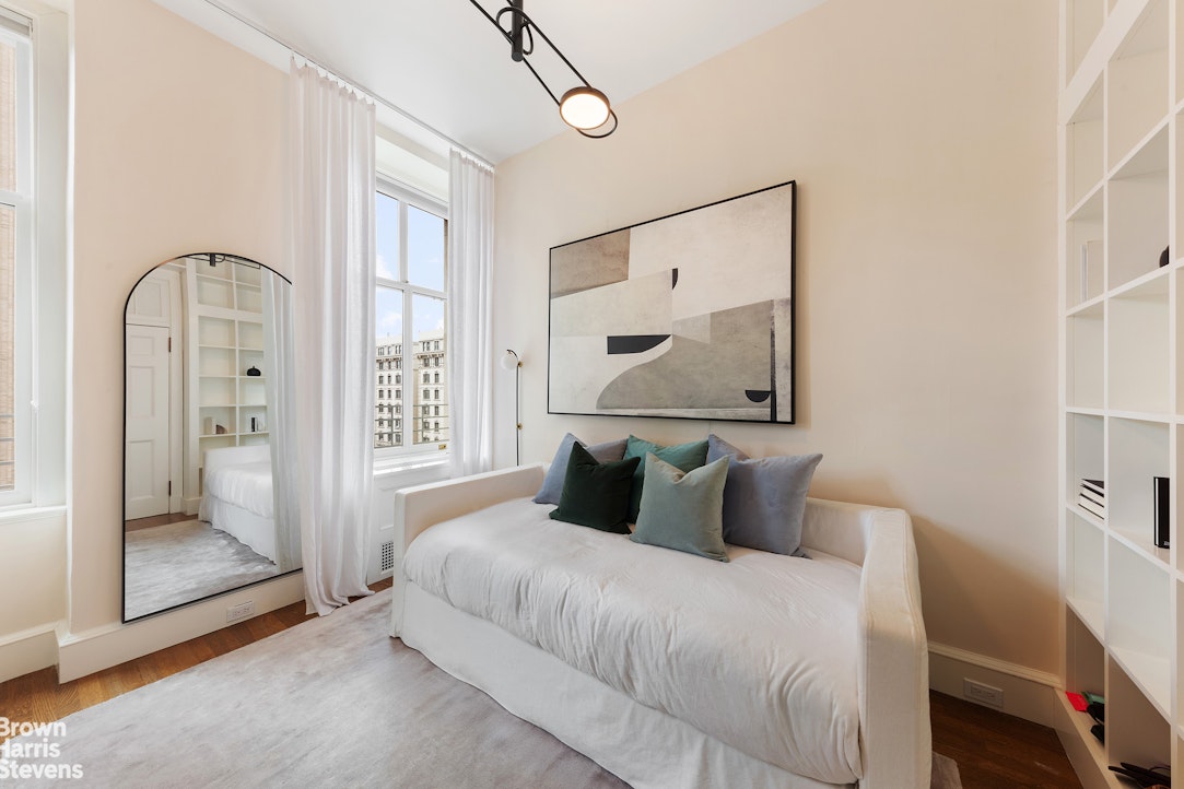 390 West End Avenue H5 Upper West Side New York NY 10024