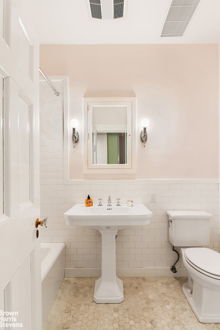 390 West End Avenue H5 Upper West Side New York NY 10024