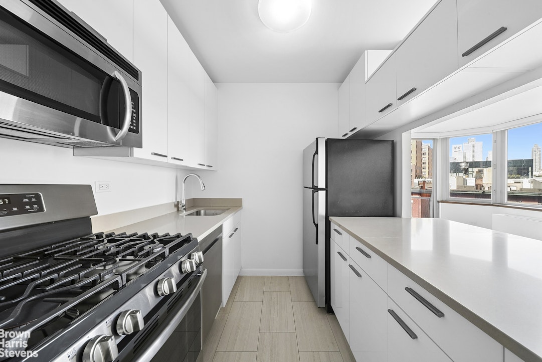 500 West 43rd Street 7G Clinton New York NY 10036