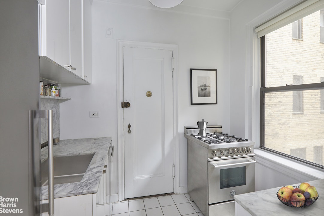 425 East 51st Street 2D Beekman Place New York NY 10022