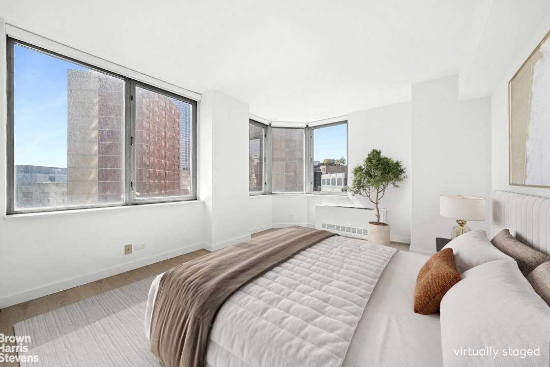 500 West 43rd Street 11J Clinton New York NY 10036