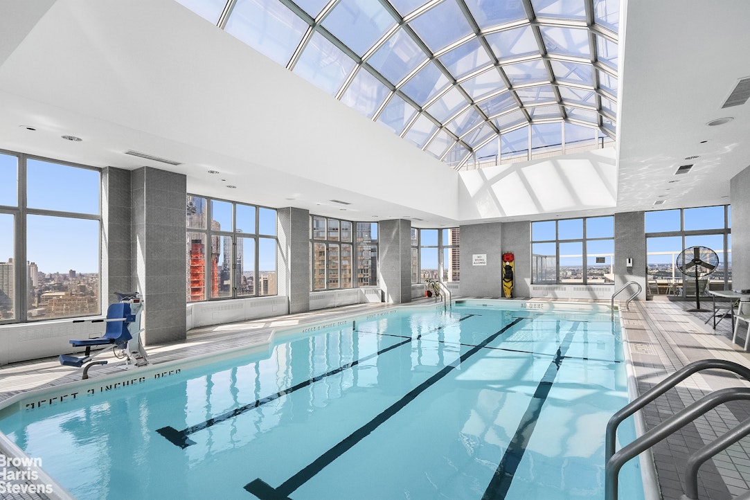 500 West 43rd Street 11J Clinton New York NY 10036
