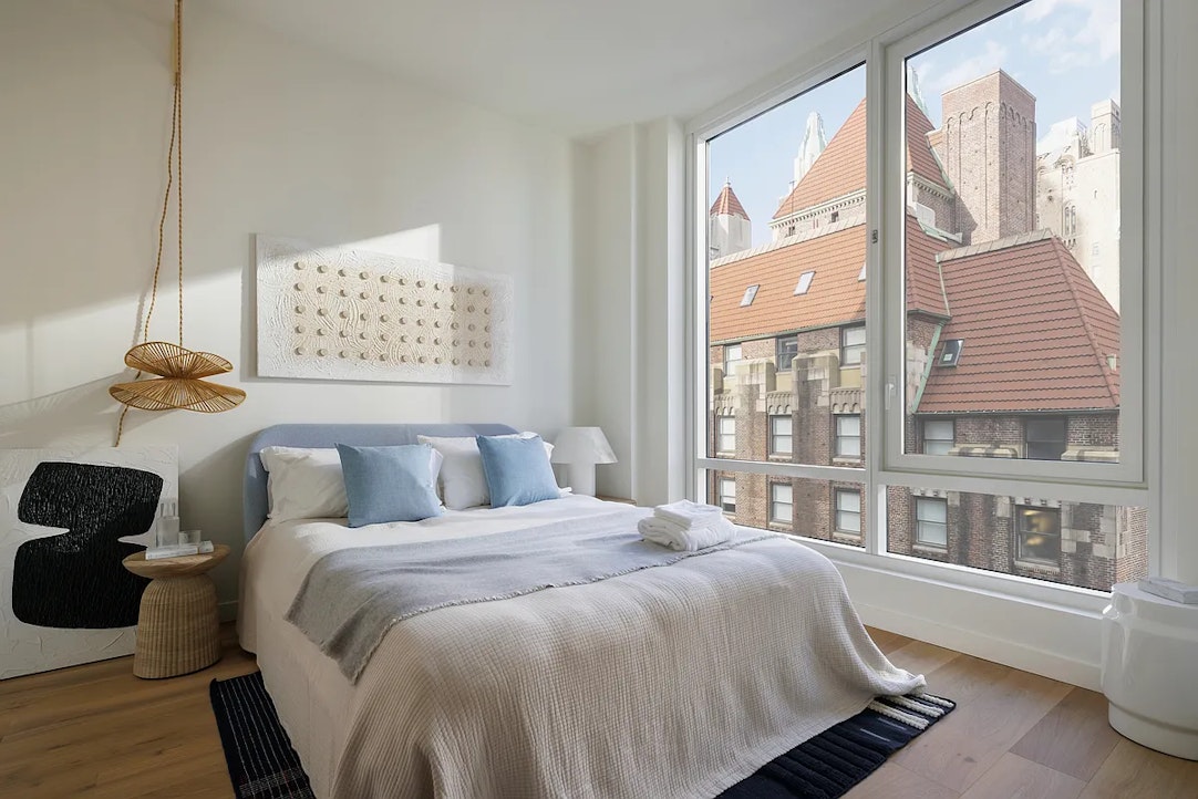 135 East 47th Street 20B Turtle Bay New York NY 10017