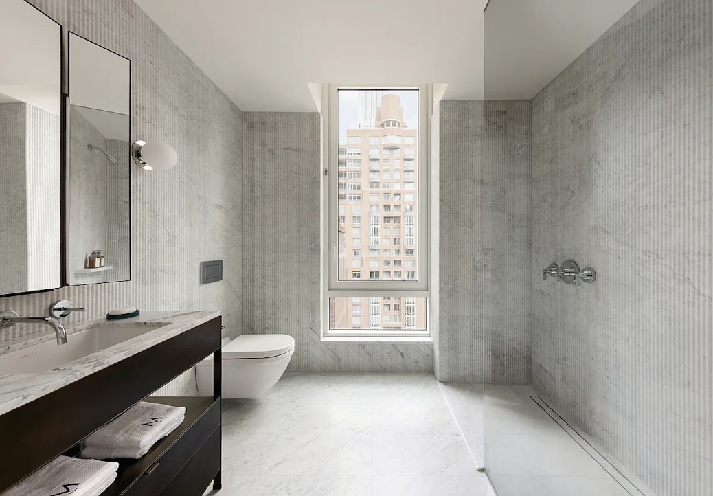 135 East 47th Street 20B Turtle Bay New York NY 10017