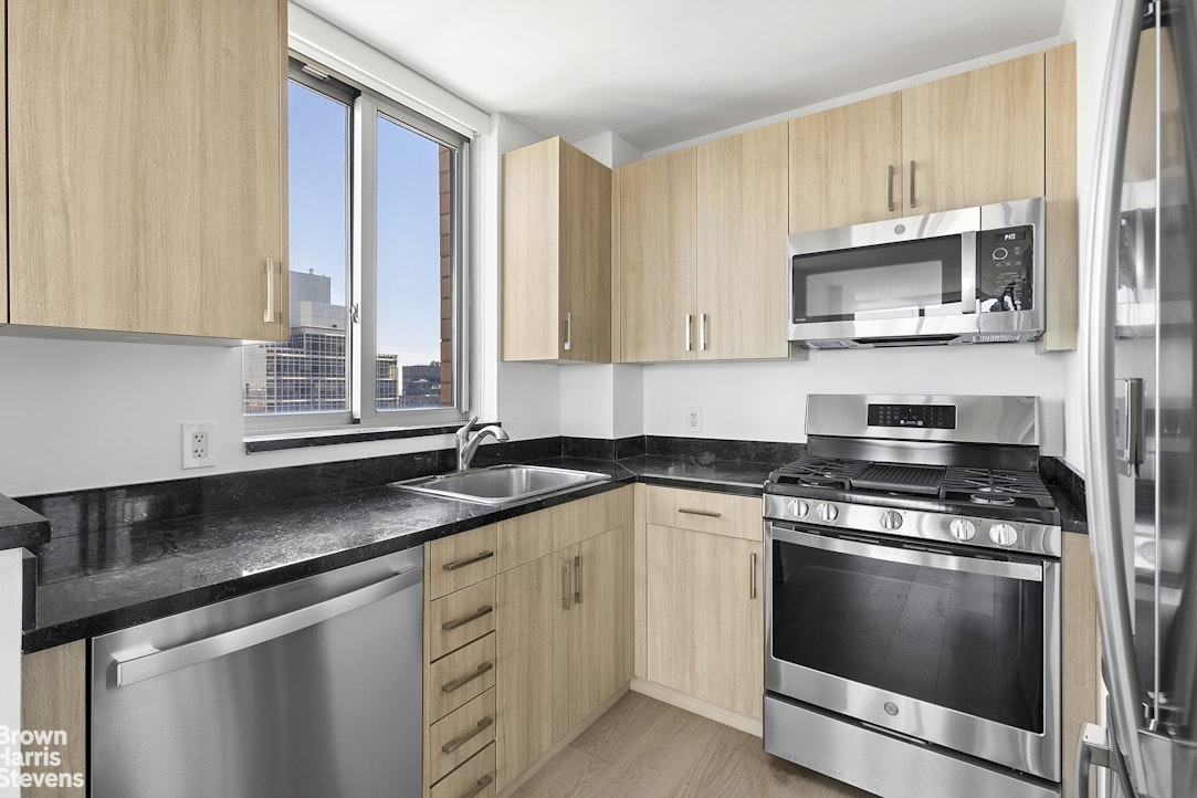 235 East 55th Street 34A Turtle Bay New York NY 10022