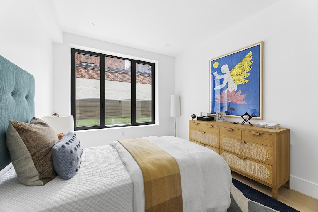 244 East 52nd Street MAISONETTE Turtle Bay New York NY 10022