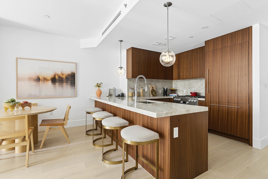 244 East 52nd Street MAISONETTE Turtle Bay New York NY 10022