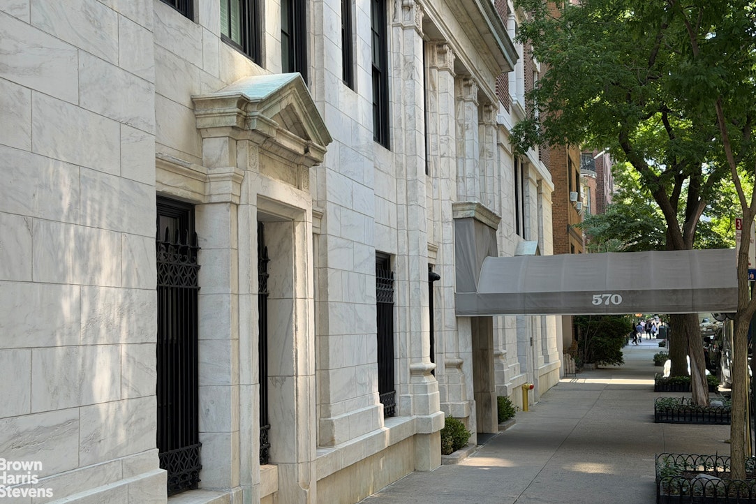 570 Park Avenue 3C Upper East Side New York NY 10065