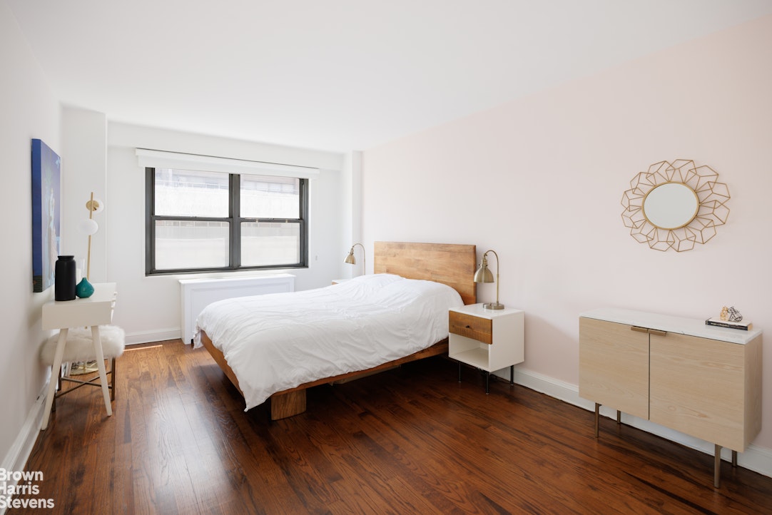 132 East 35th Street Murray Hill New York NY 10016