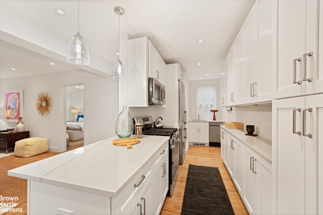 350 East 77th Street 1F Upper East Side New York NY 10075