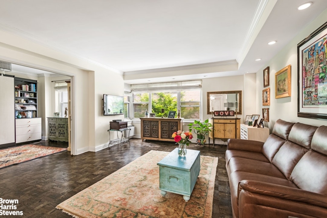 1025 Fifth Avenue 2G/S Upper East Side New York NY 10028