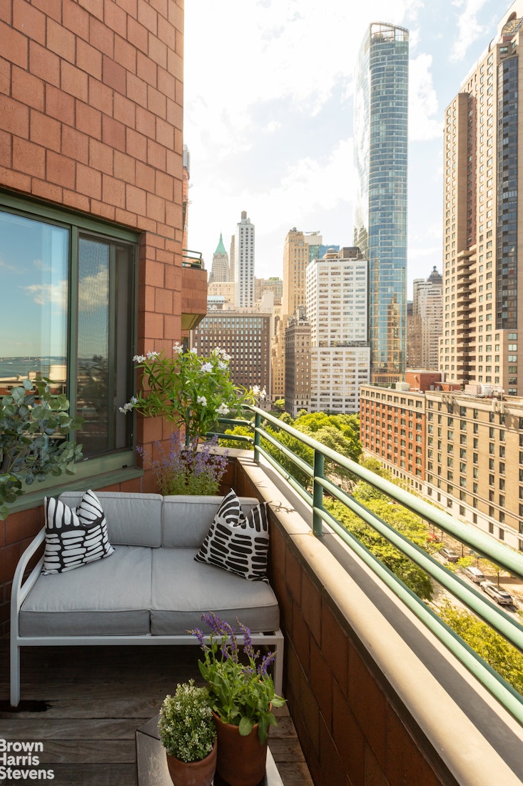 333 Rector Place 1405 Battery Park City New York NY 10280
