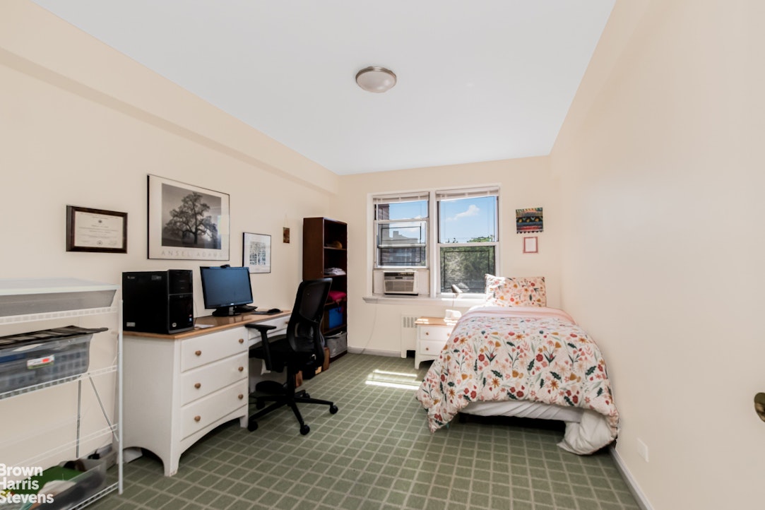 2711 Henry Hudson Parkway West Spuyten Duyvil Bronx NY 10463