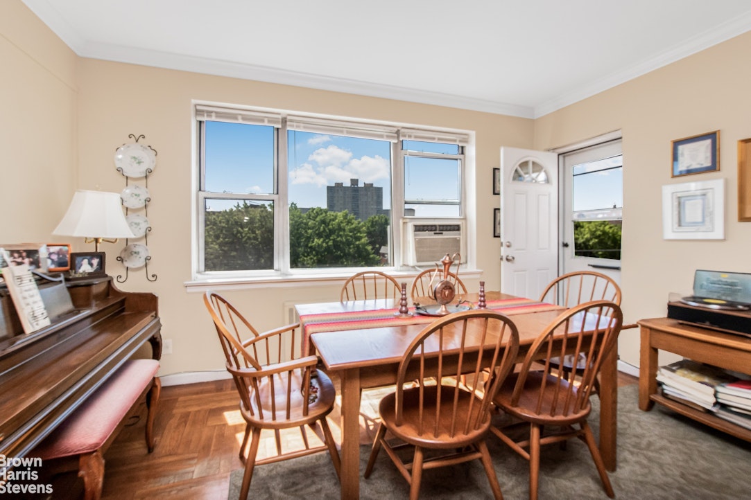 2711 Henry Hudson Parkway West Spuyten Duyvil Bronx NY 10463