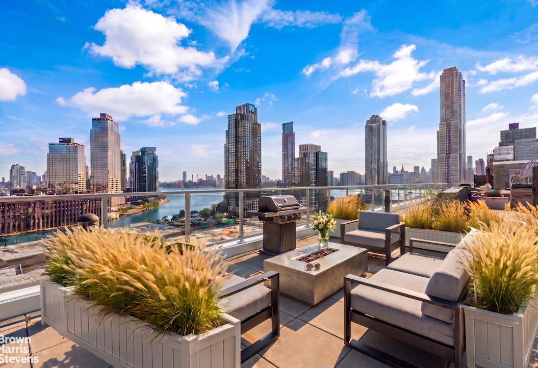 5-49 Borden Avenue 2B Long Island City Queens NY 11101