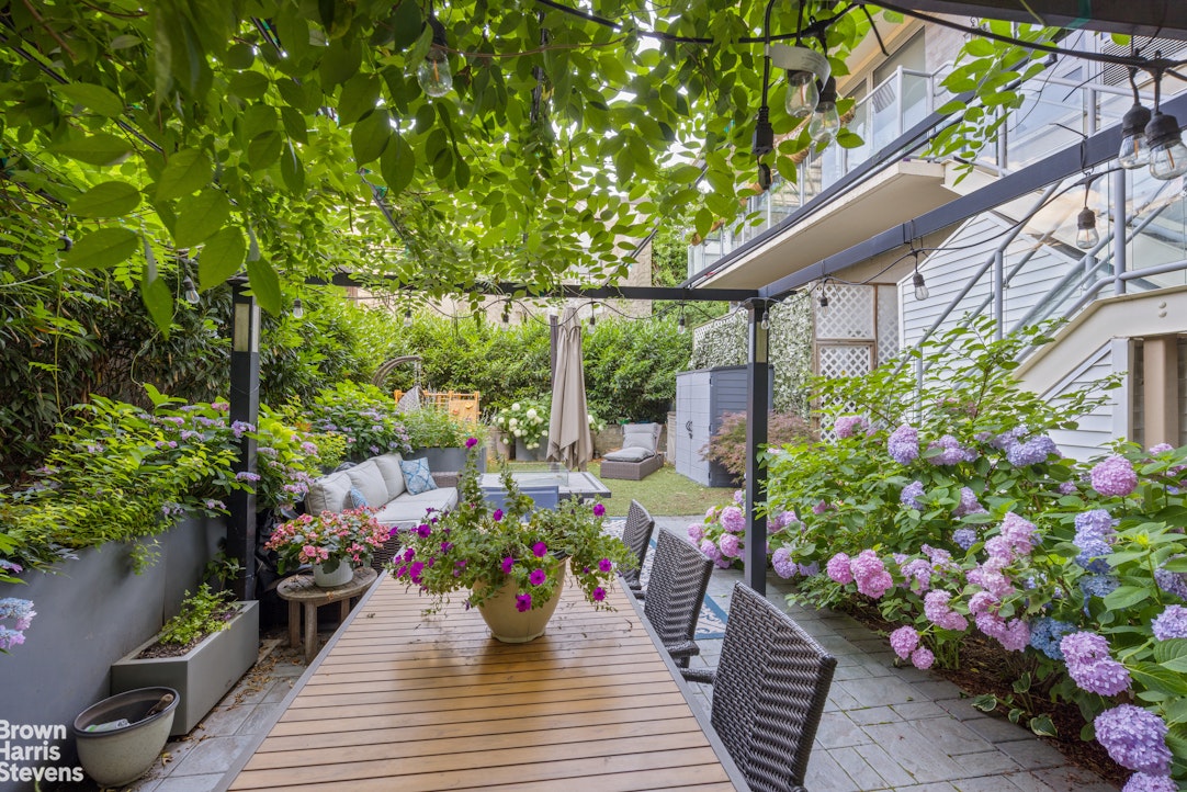 5-49 Borden Avenue 2B Long Island City Queens NY 11101
