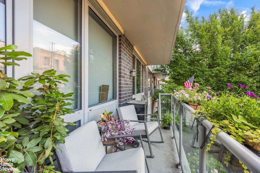 5-49 Borden Avenue 2B Long Island City Queens NY 11101