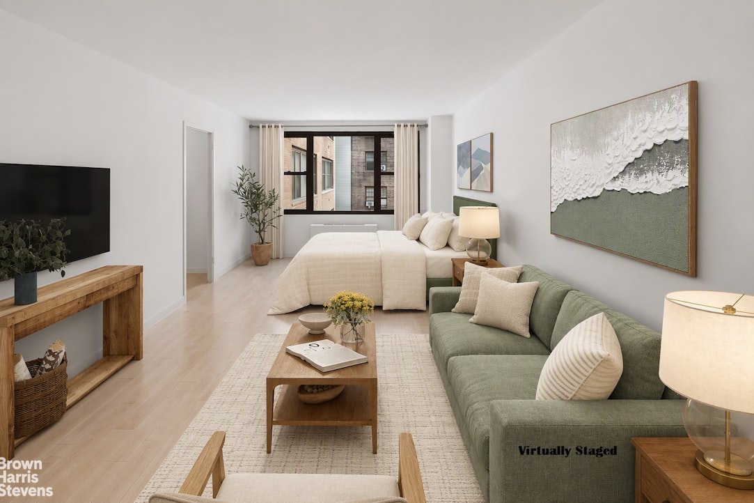 305 East 40th Street 8Z Tudor City New York NY 10016