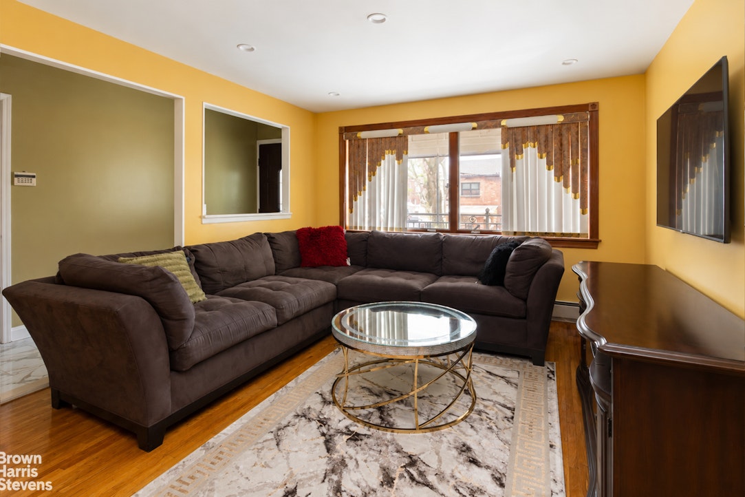 1041 East 85th Street Canarsie Brooklyn NY 11236