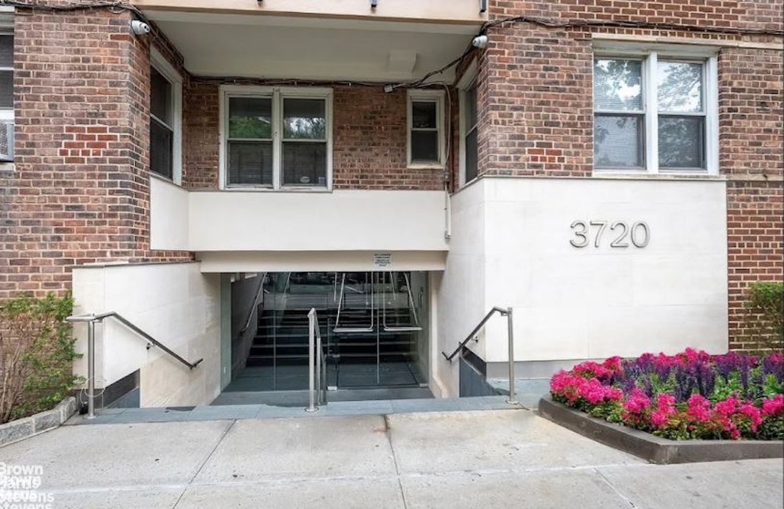 3720 Independence Avenue 5G Riverdale Bronx NY 10463