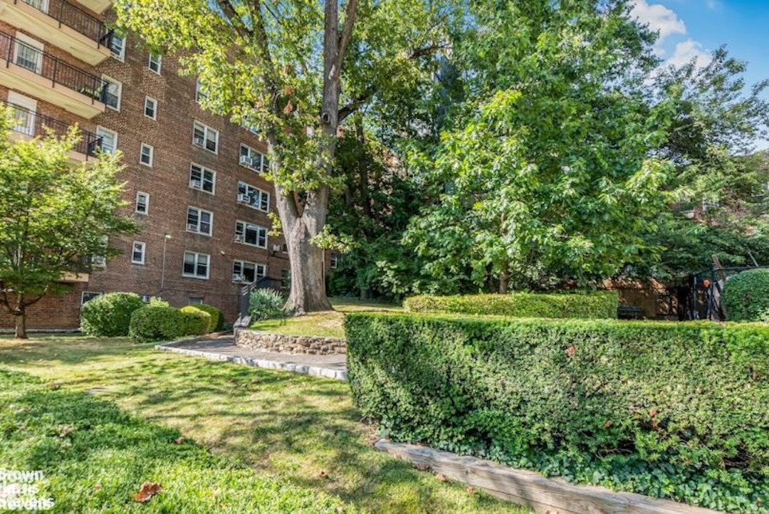 3720 Independence Avenue 5G Riverdale Bronx NY 10463
