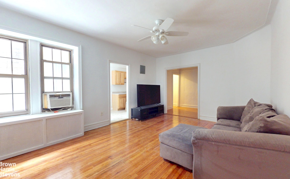 1100 Grand Concourse 1D Concourse Bronx NY 10452