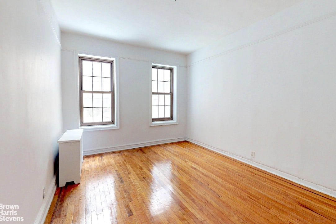 1100 Grand Concourse 1D Concourse Bronx NY 10452