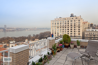 320 WEST 76TH STREET