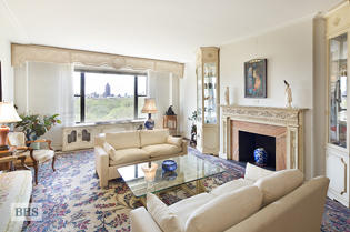 955 FIFTH AVENUE