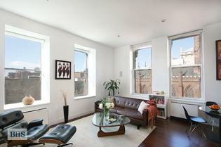Luxurious Two Bedroom Condo