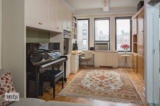118 WEST 72ND STREET