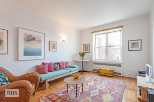 140 8TH AVENUE