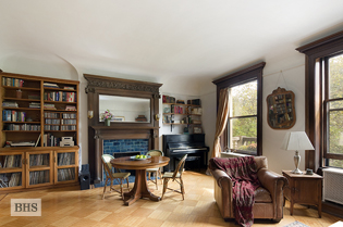 19 PROSPECT PARK WEST