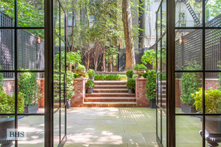 278 WEST 11TH STREET