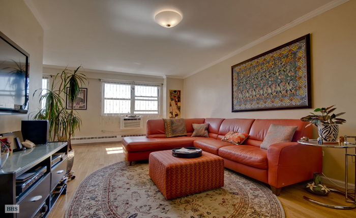 Photo 1 of Fort Greene 2Bed / 2Bath With Parking , Brooklyn, New York, $809,000, Web #: 9788377