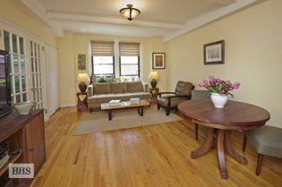 33 RIVERSIDE DRIVE